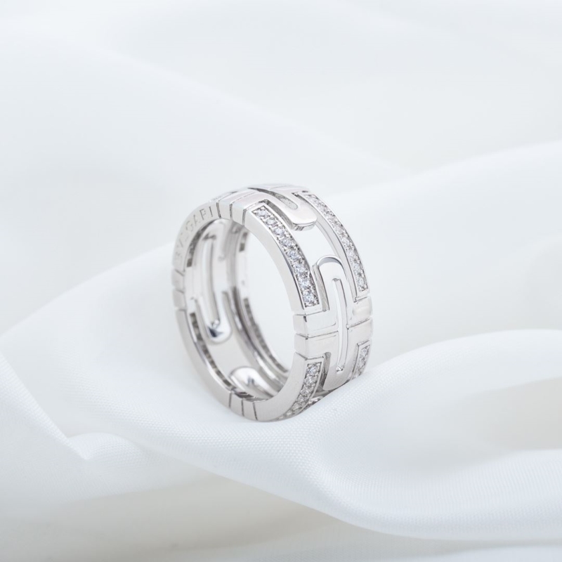 Ca*t*er rings